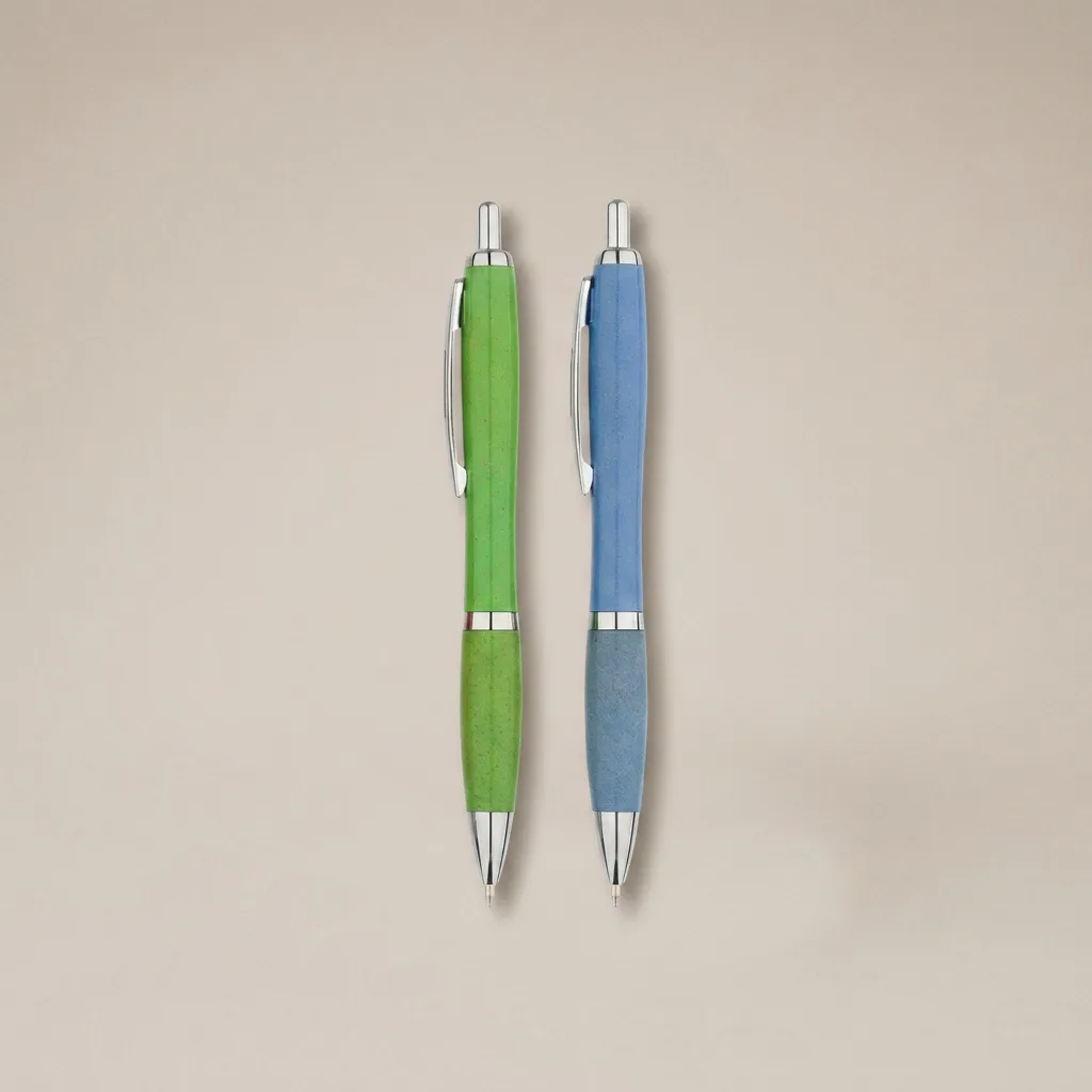 Esfero publicitario Ref 136 verde y azul personalizado con logo corporativo sobre fondo blanco de estudio